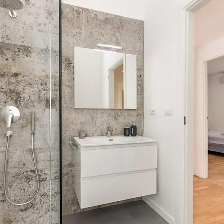 St Paul Basilica Terrace Apartment *