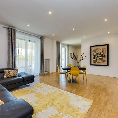 St Paul Basilica Terrace Appartement
